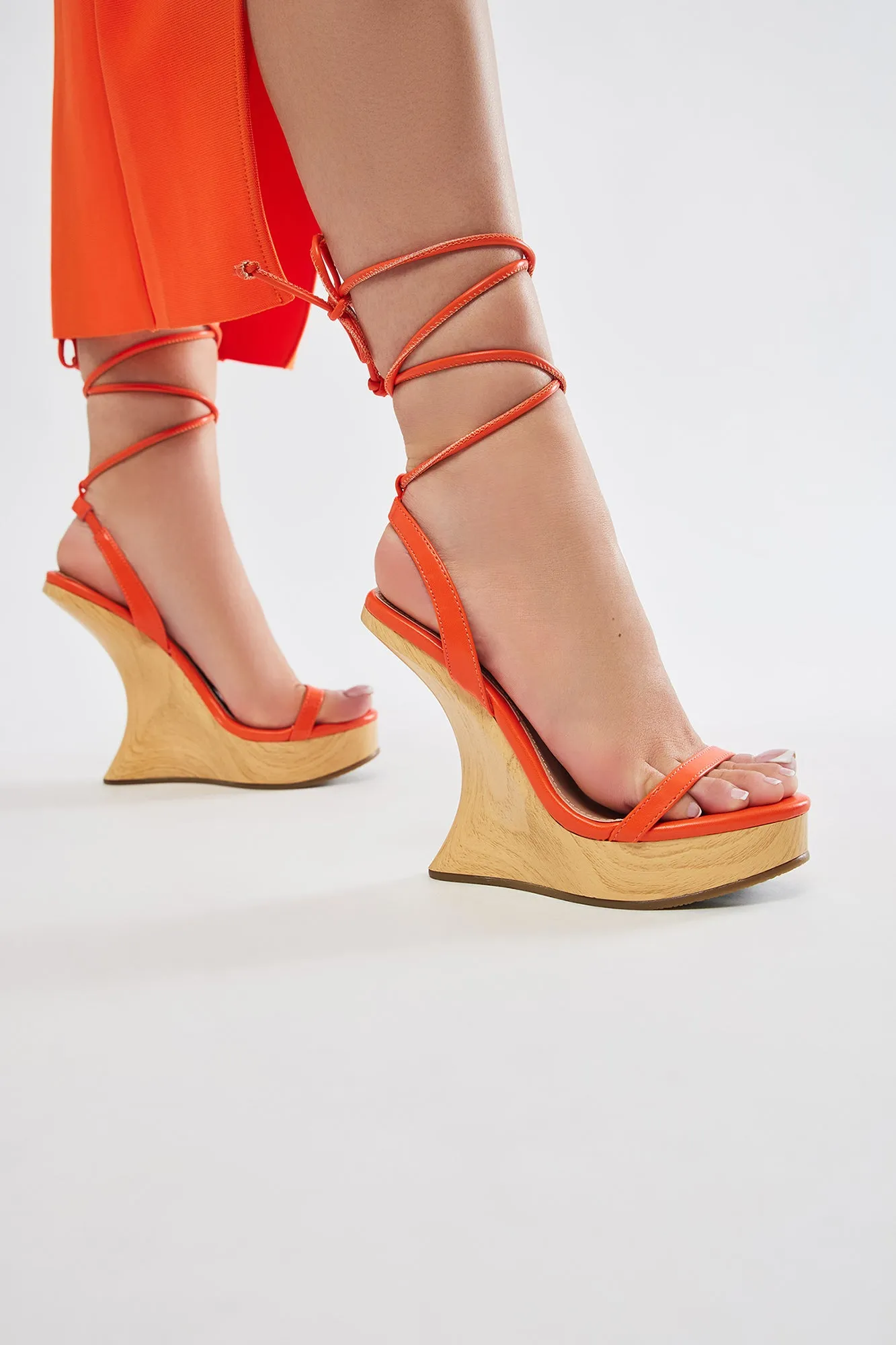 Arosa Wrap Up Wedges - Orange