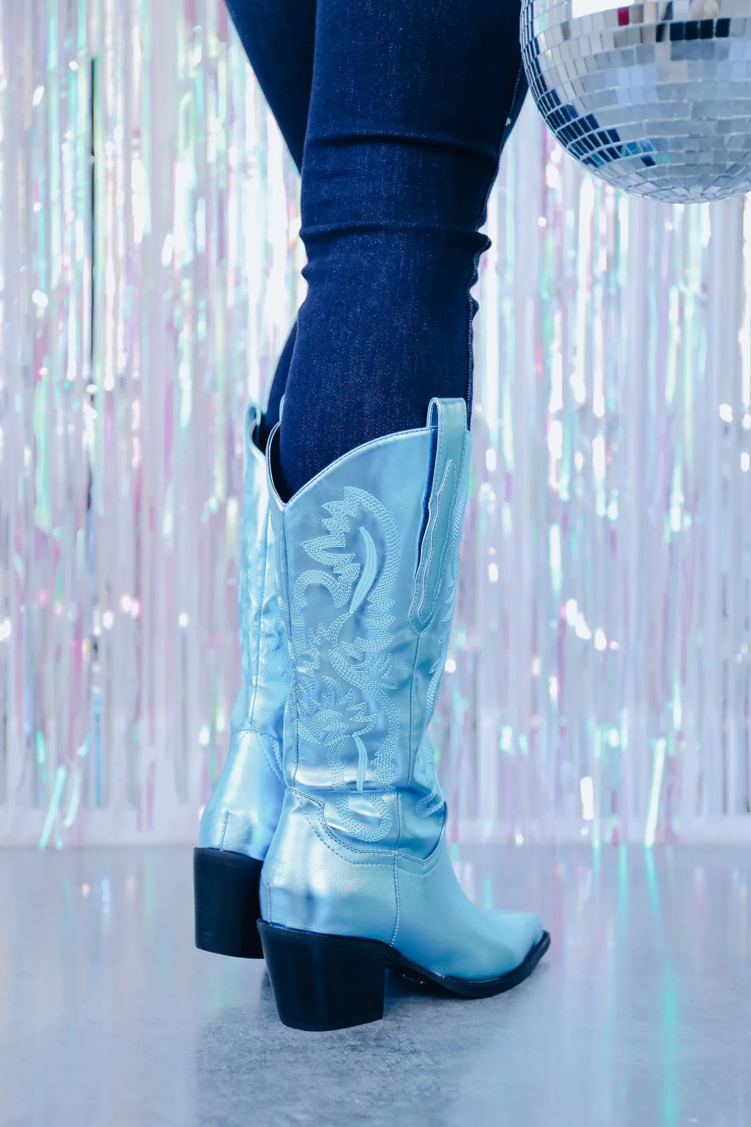 Danilo Cowgirl Boots - Metallic Ice Blue