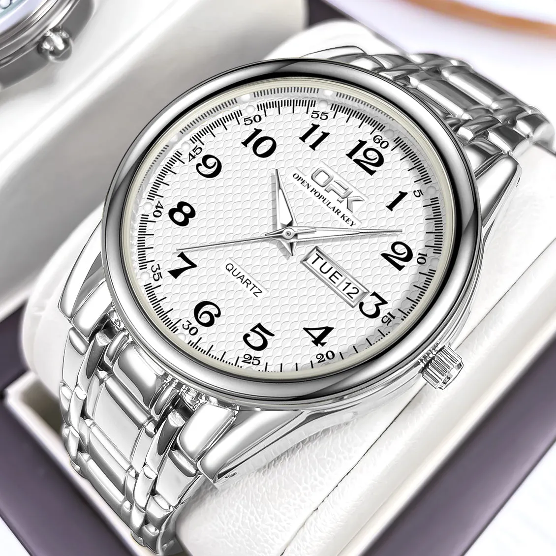 Fashion-forward Quartz Watch Collection W06OPK88110M